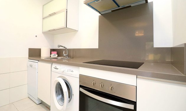 Resale - Apartment / flat -
Orihuela Costa - Campoamor