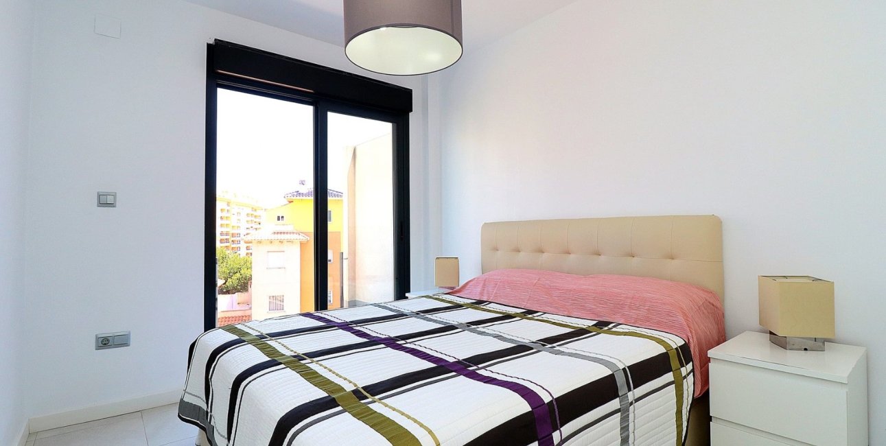 Resale - Apartment / flat -
Orihuela Costa - Campoamor