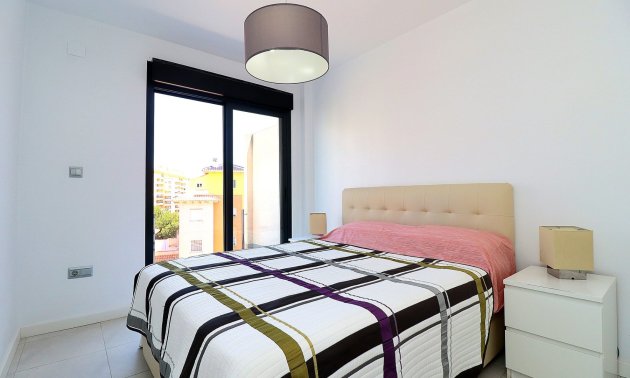 Resale - Apartment / flat -
Orihuela Costa - Campoamor