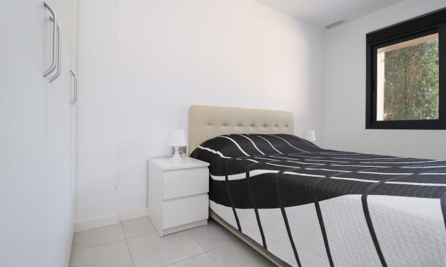 Resale - Apartment / flat -
Orihuela Costa - Campoamor