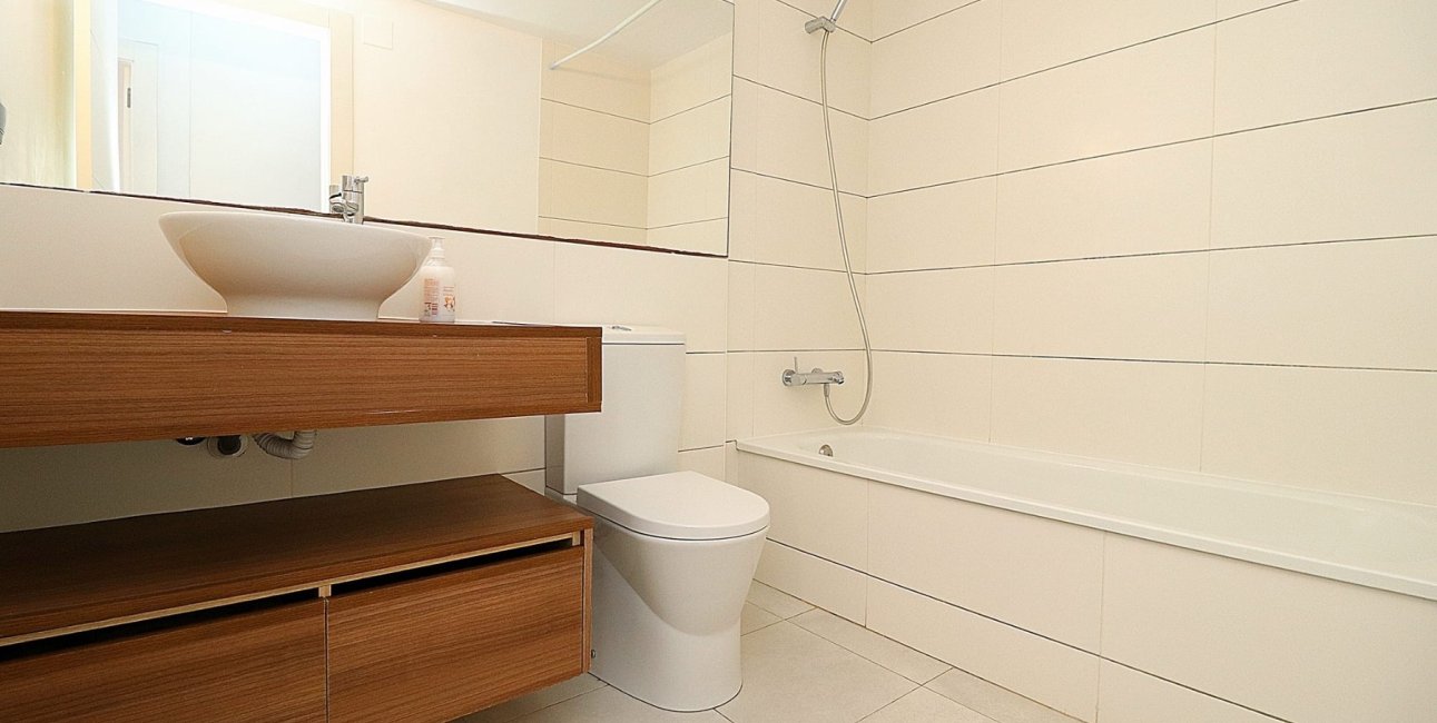 Resale - Apartment / flat -
Orihuela Costa - Campoamor