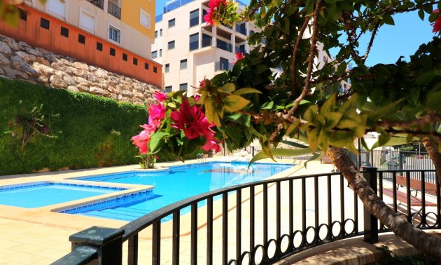 Resale - Apartment / flat -
Orihuela Costa - Campoamor