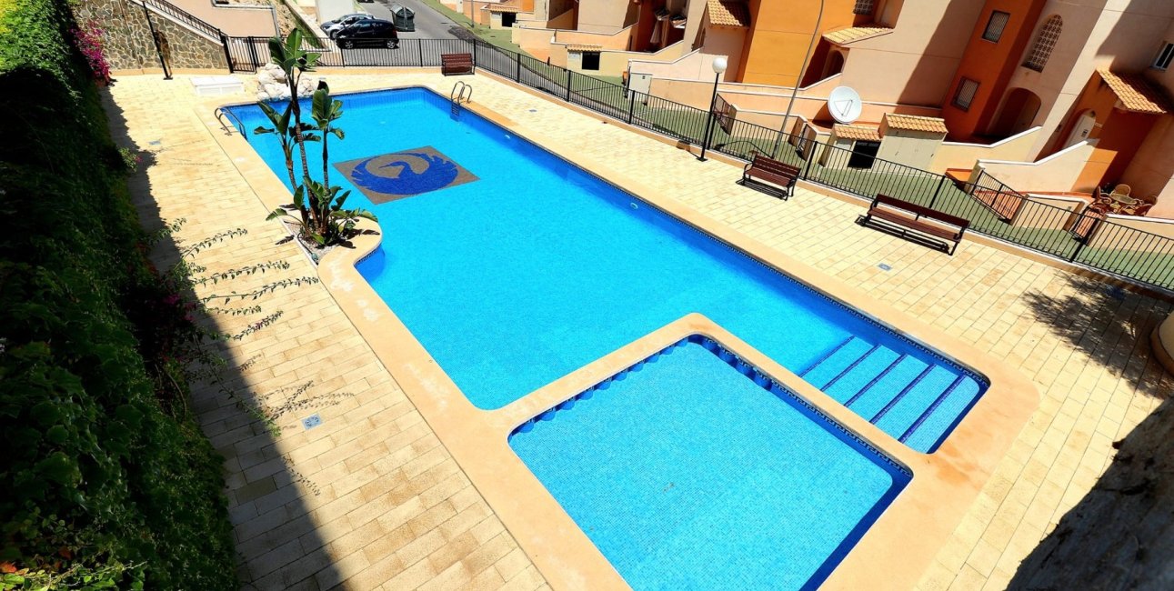 Resale - Apartment / flat -
Orihuela Costa - Campoamor