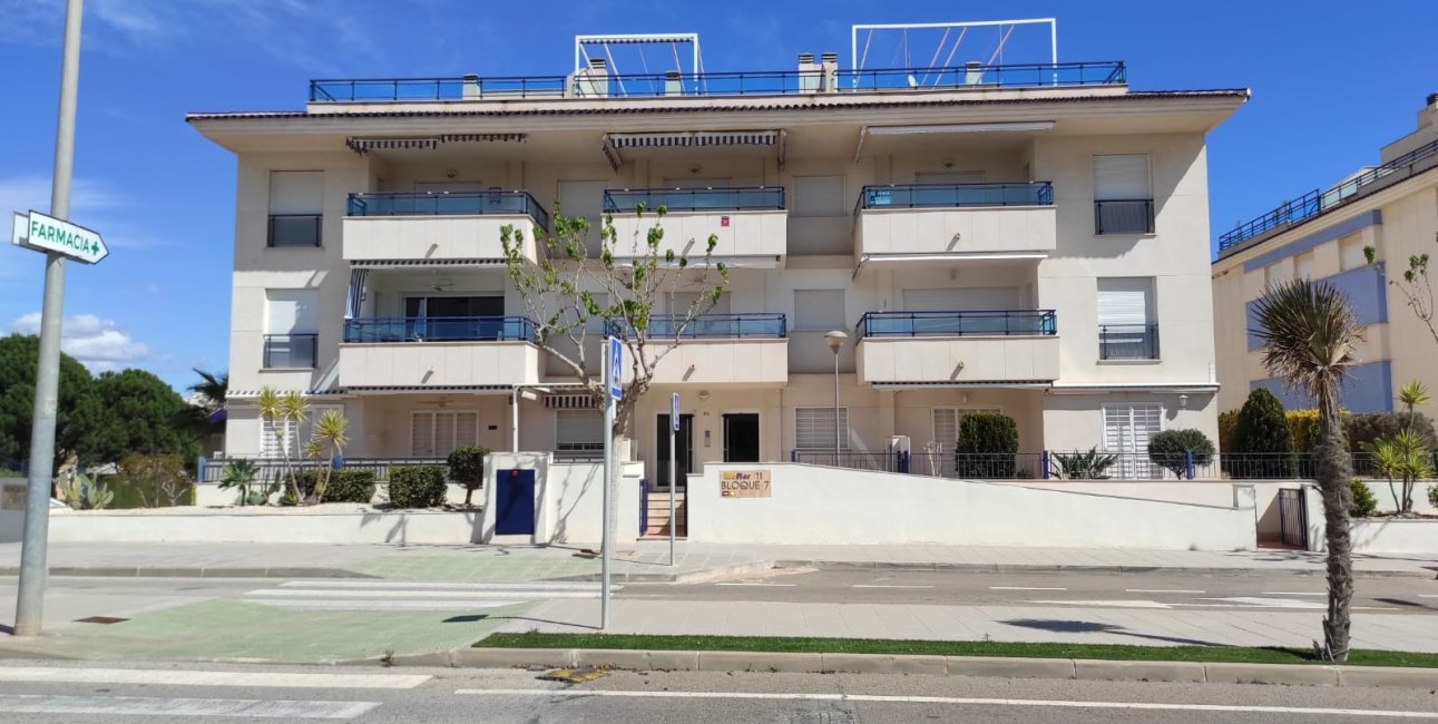 Reventa - Apartamento / piso -
Pilar de la Horadada - Mil Palmeras