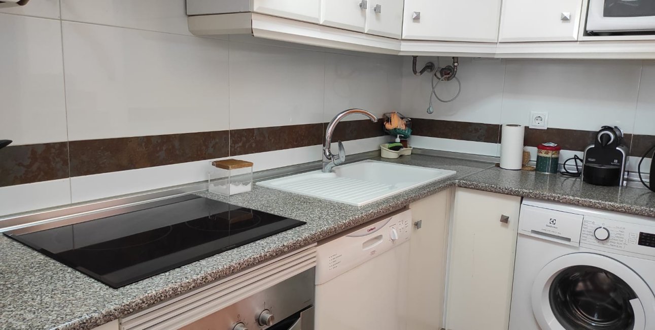 Reventa - Apartamento / piso -
Pilar de la Horadada - Mil Palmeras