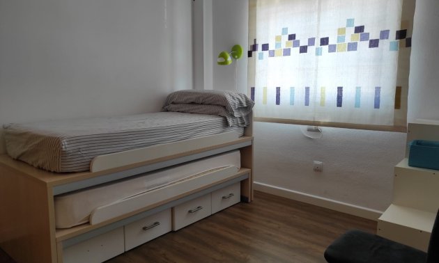 Reventa - Apartamento / piso -
Pilar de la Horadada - Mil Palmeras