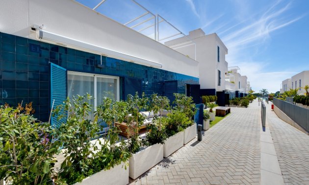 Reventa - Apartamento / piso -
Orihuela Costa - Playa Flamenca