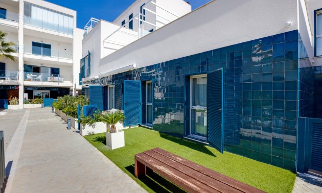 Reventa - Apartamento / piso -
Orihuela Costa - Playa Flamenca