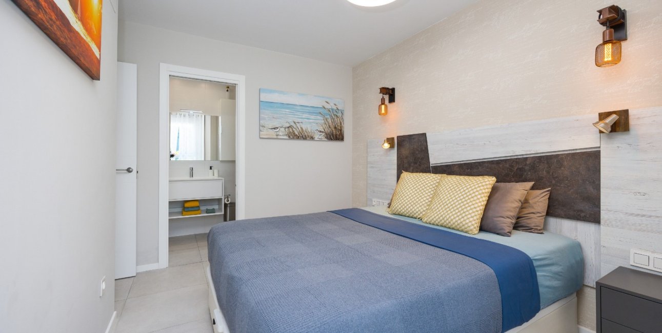 Reventa - Apartamento / piso -
Orihuela Costa - Playa Flamenca