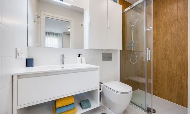 Reventa - Apartamento / piso -
Orihuela Costa - Playa Flamenca