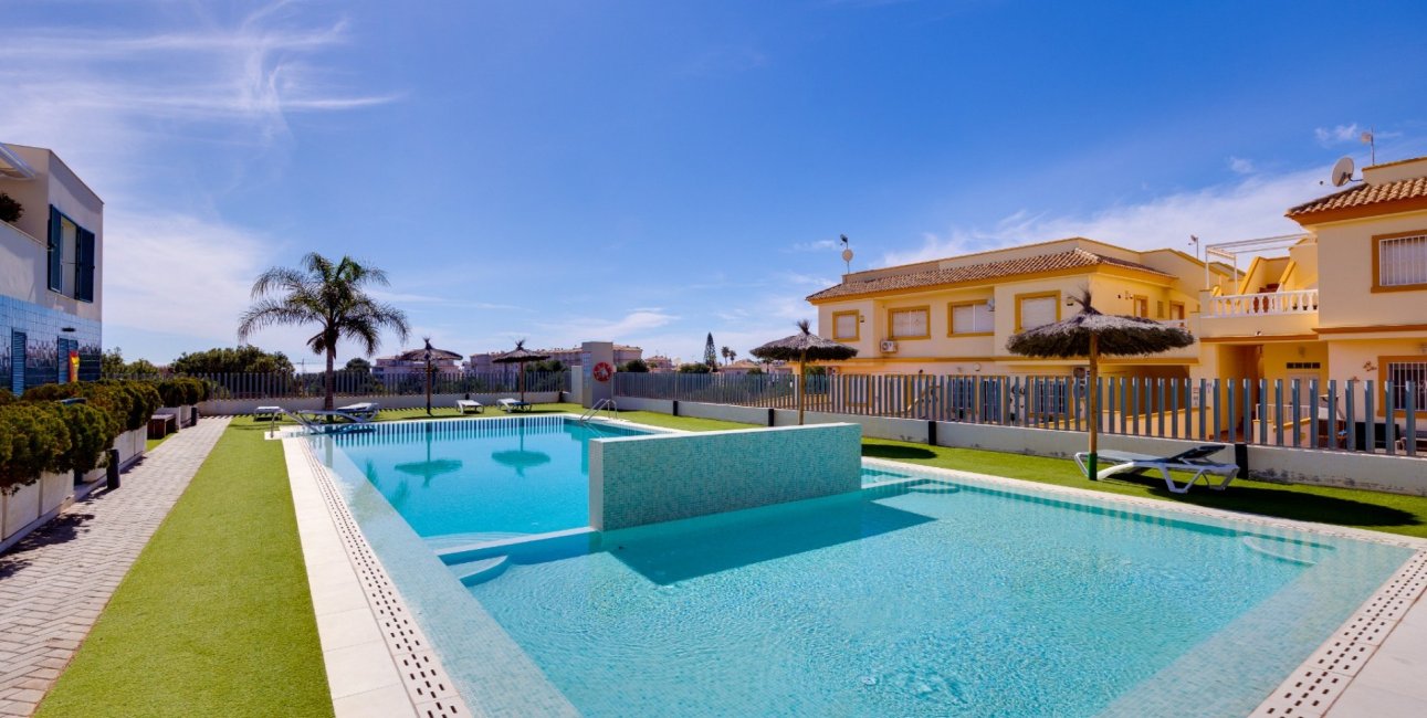 Reventa - Apartamento / piso -
Orihuela Costa - Playa Flamenca