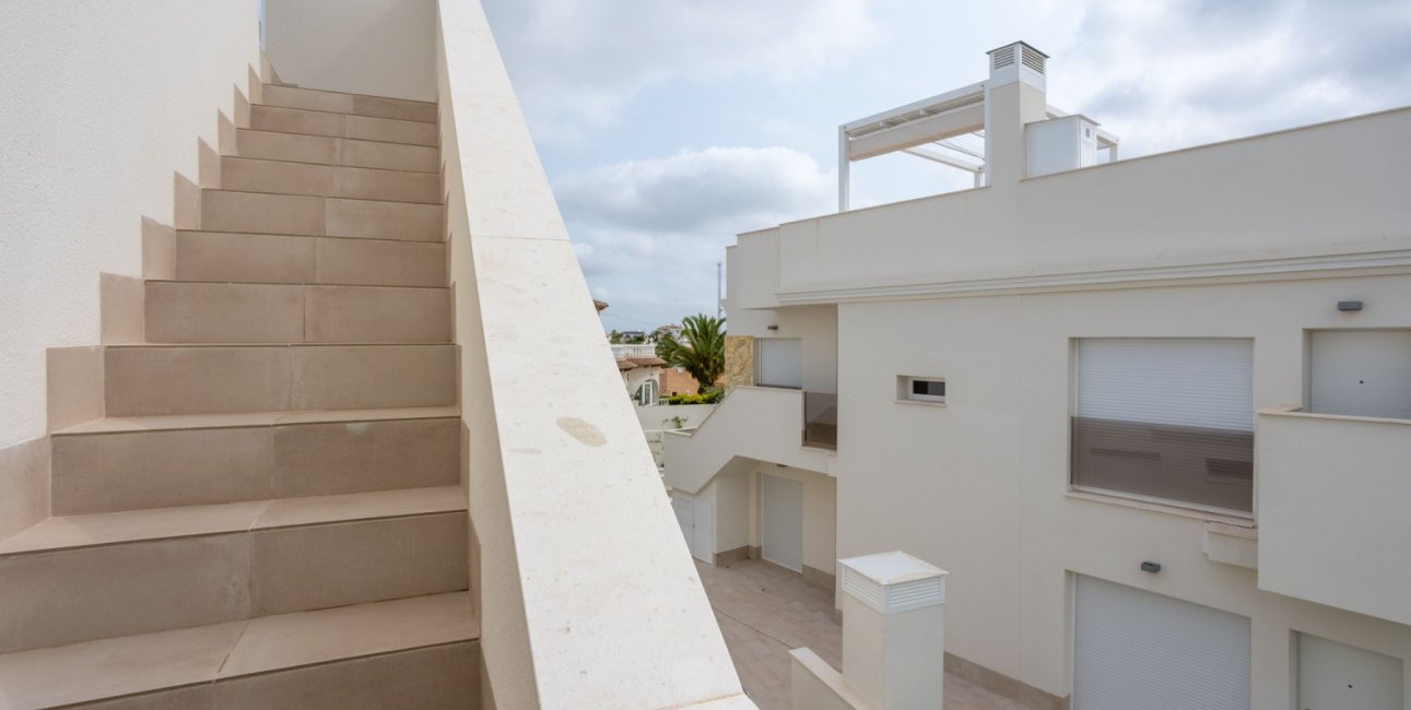 Resale - Apartment / flat -
Orihuela Costa - Villamartín
