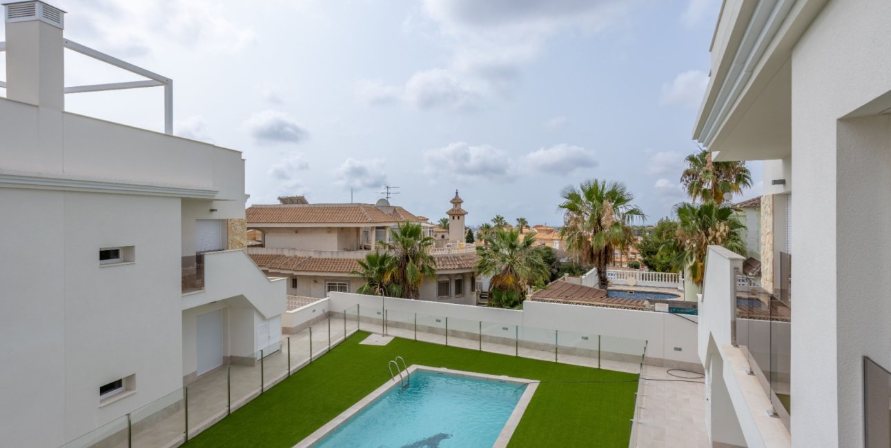 Resale - Apartment / flat -
Orihuela Costa - Villamartín