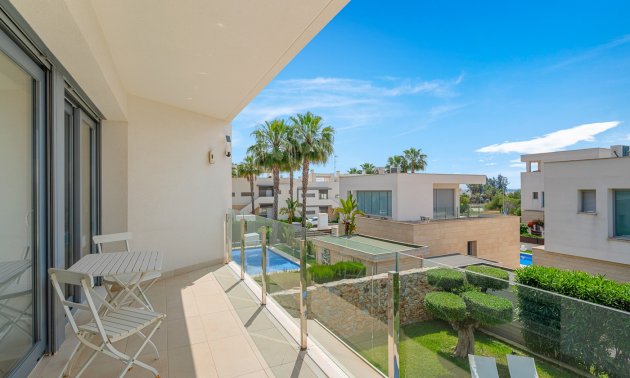 Resale - Villa -
Orihuela Costa - Vistabella