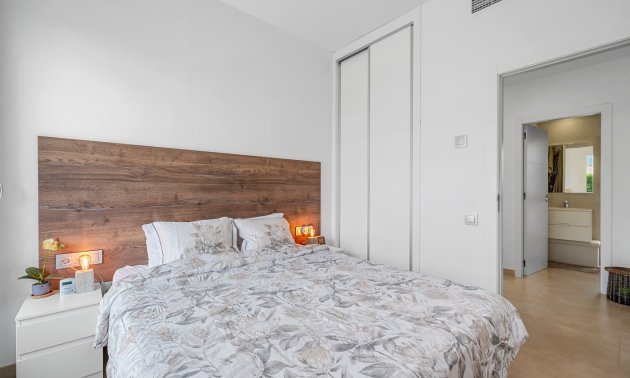 Resale - Villa -
Orihuela Costa - Vistabella