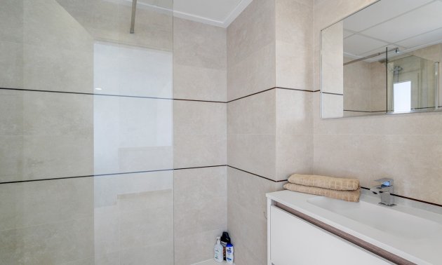 Resale - Villa -
Orihuela Costa - Vistabella