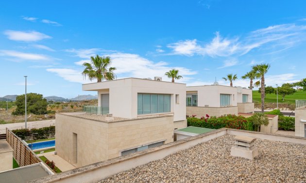 Resale - Villa -
Orihuela Costa - Vistabella