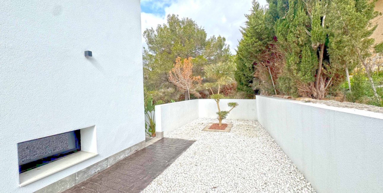 Resale - Villa -
Torrevieja - Los Balcones - Los Altos del Edén