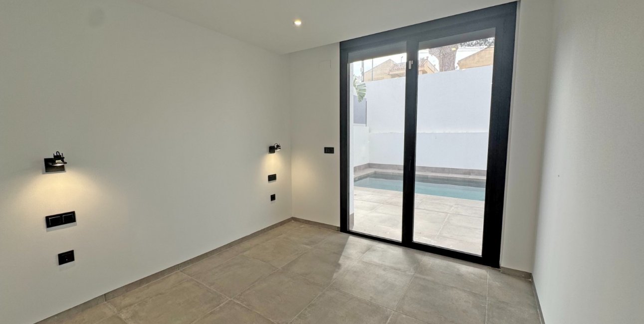 Resale - Villa -
Torrevieja - Los Balcones - Los Altos del Edén