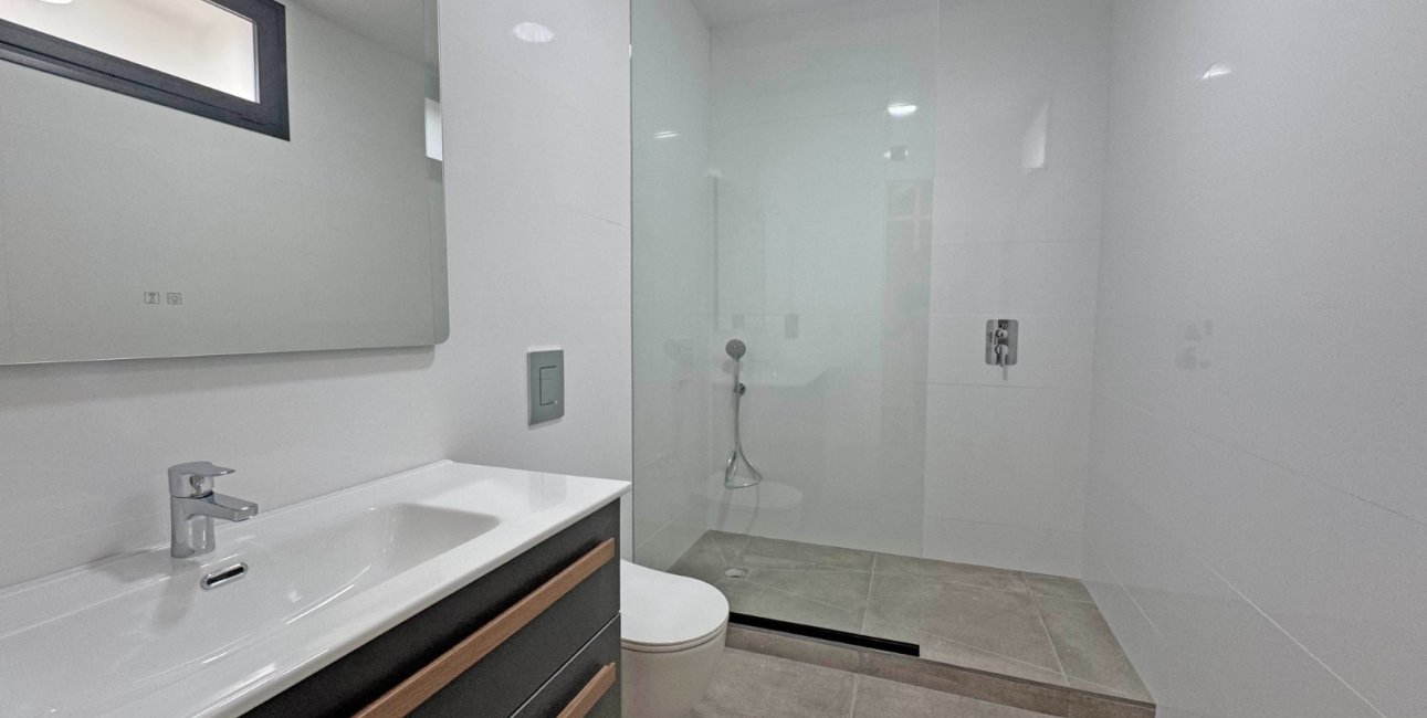 Resale - Villa -
Torrevieja - Los Balcones - Los Altos del Edén