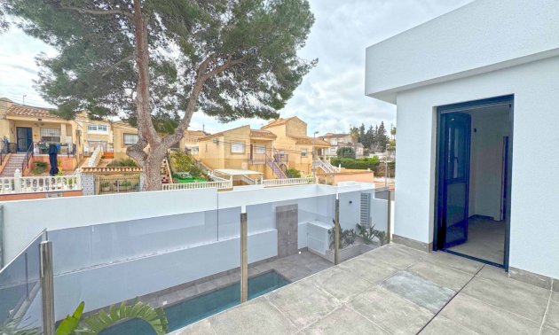 Resale - Villa -
Torrevieja - Los Balcones - Los Altos del Edén