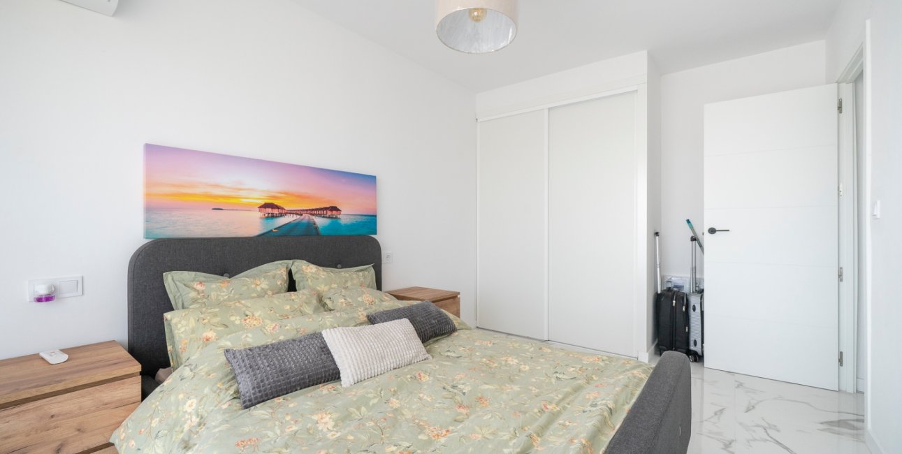 Rynek wtórny - Mieszkanie  -
Orihuela Costa - Punta Prima