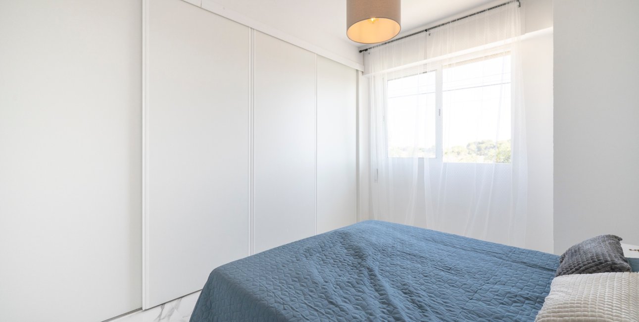 Rynek wtórny - Mieszkanie  -
Orihuela Costa - Punta Prima