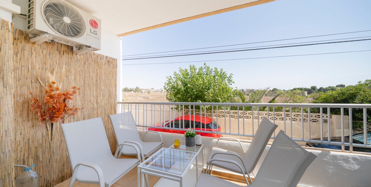 Rynek wtórny - Mieszkanie  -
Orihuela Costa - Punta Prima