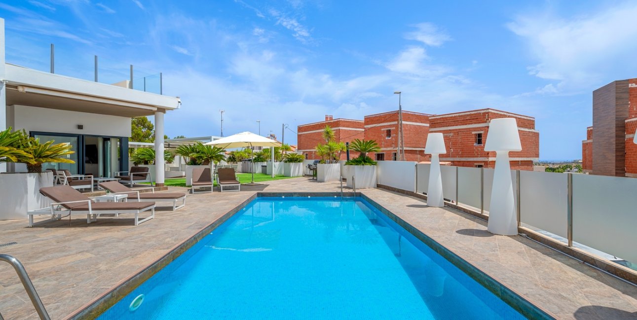 Rynek wtórny - Willa -
Orihuela Costa - Villamartín