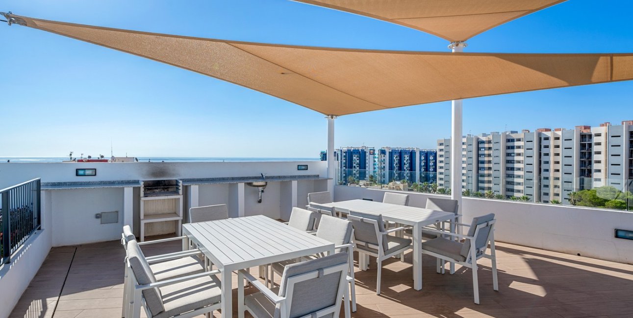 Resale - Apartment / flat -
Orihuela Costa - Punta Prima