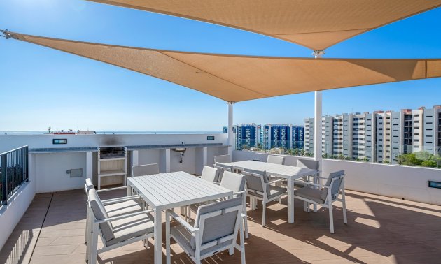 Resale - Apartment / flat -
Orihuela Costa - Punta Prima