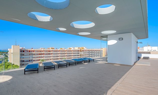 Resale - Apartment / flat -
Orihuela Costa - Punta Prima