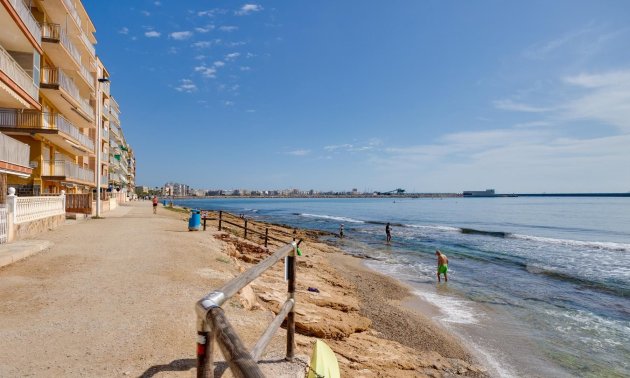 Rynek wtórny - Bungalow -
Torrevieja - La Veleta