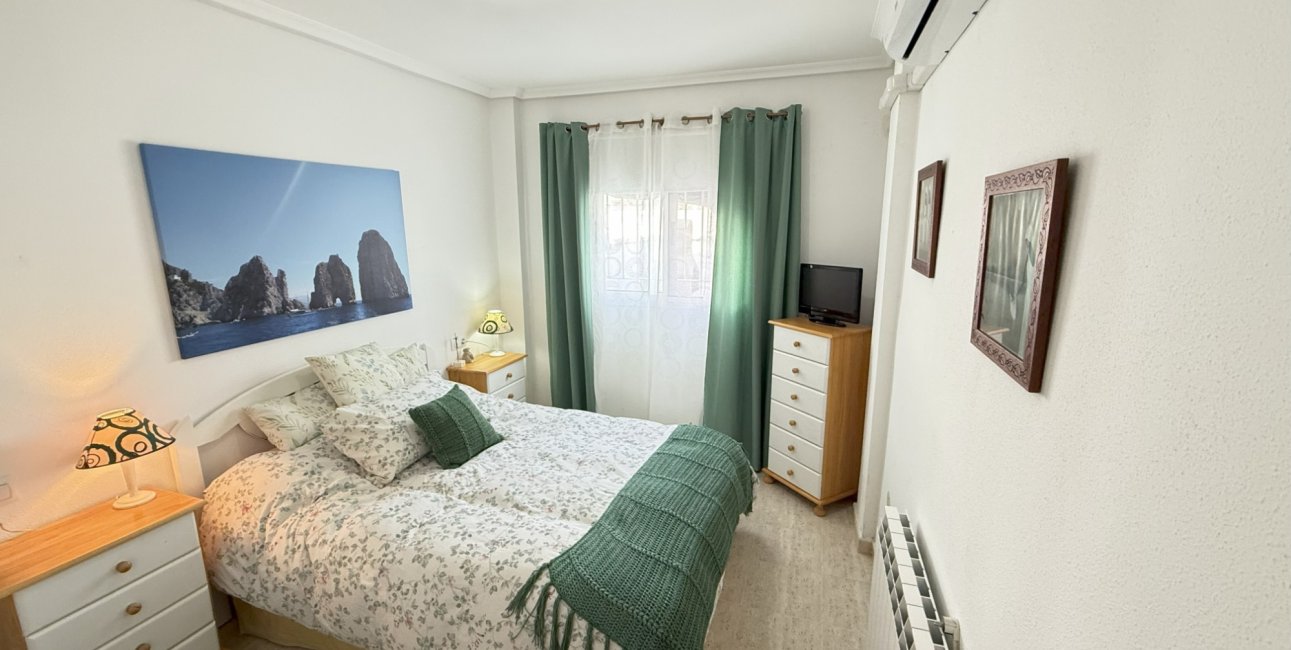 Reventa - Apartamento / piso -
Orihuela Costa - La Zenia