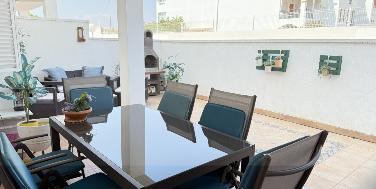 Reventa - Apartamento / piso -
Orihuela Costa - La Zenia