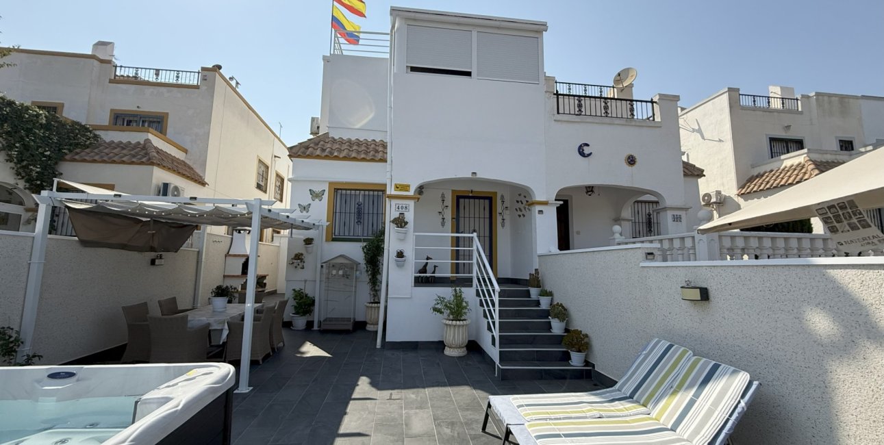 Resale - Townhouse -
Orihuela Costa - La Zenia