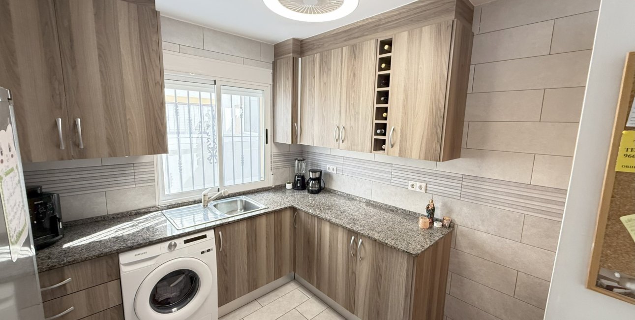 Resale - Townhouse -
Orihuela Costa - La Zenia