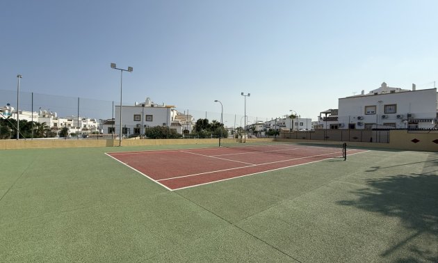 Resale - Townhouse -
Orihuela Costa - La Zenia