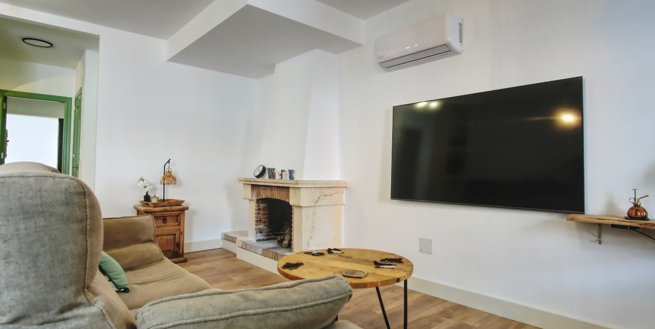 Resale - Villa -
Orihuela Costa - Costa Blanca