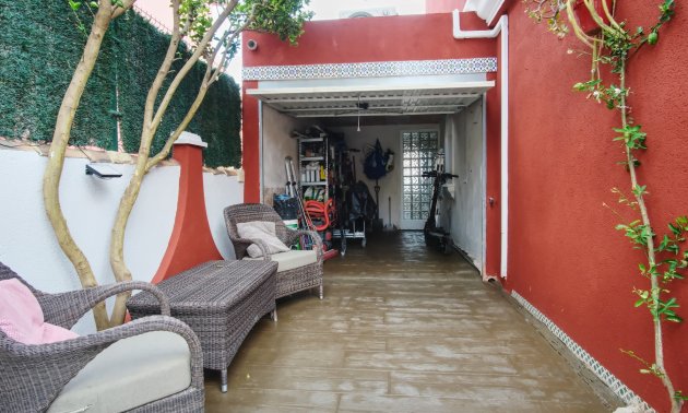 Resale - Villa -
Orihuela Costa - Costa Blanca