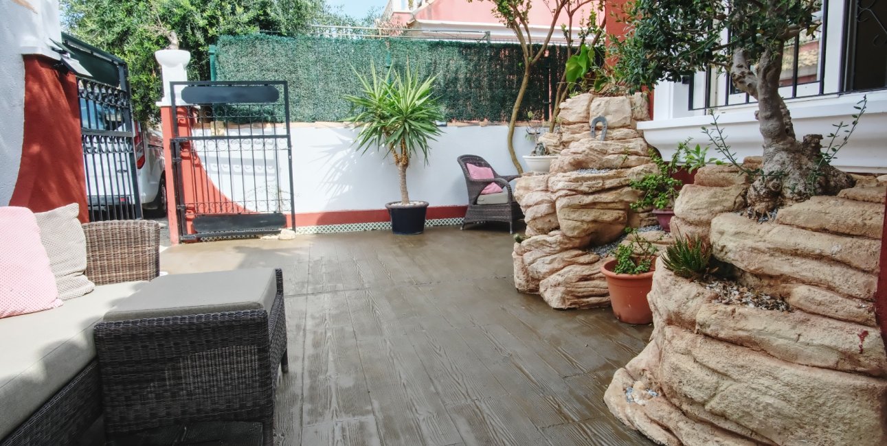 Resale - Villa -
Orihuela Costa - Costa Blanca