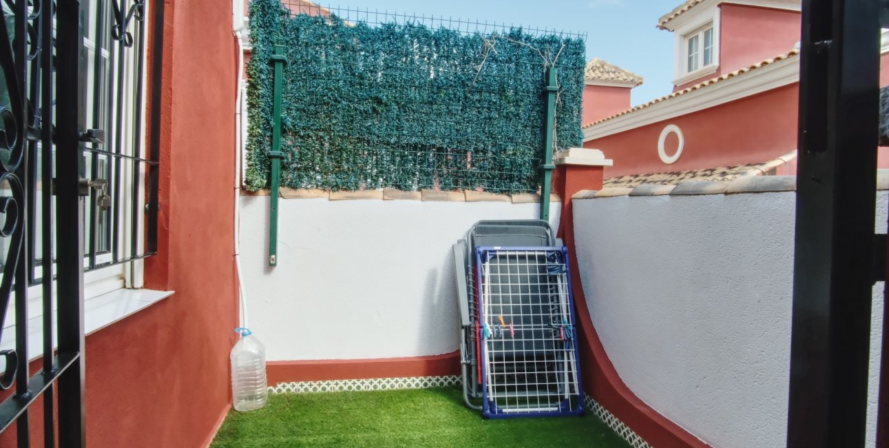 Resale - Villa -
Orihuela Costa - Costa Blanca