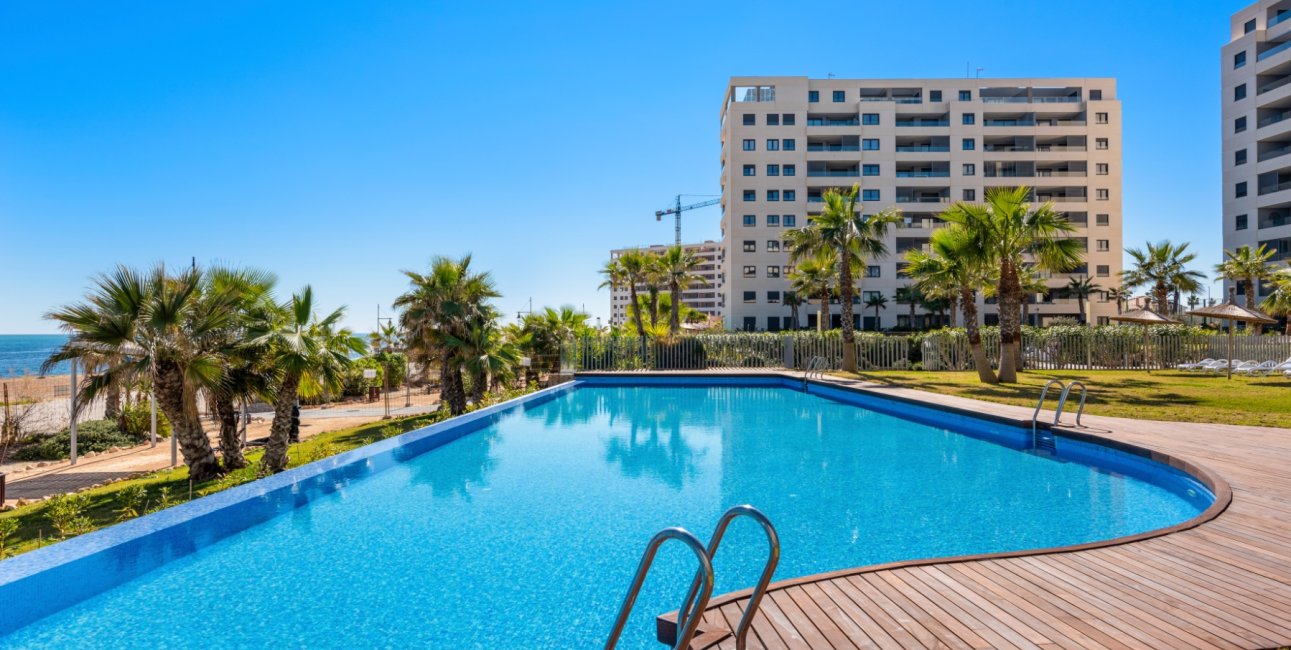 Resale - Apartment / flat -
Orihuela Costa - Punta Prima