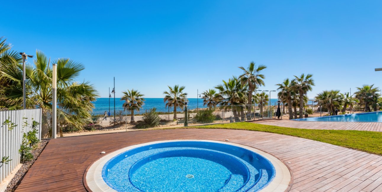 Resale - Apartment / flat -
Orihuela Costa - Punta Prima