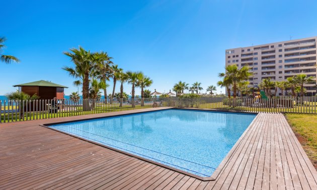 Resale - Apartment / flat -
Orihuela Costa - Punta Prima