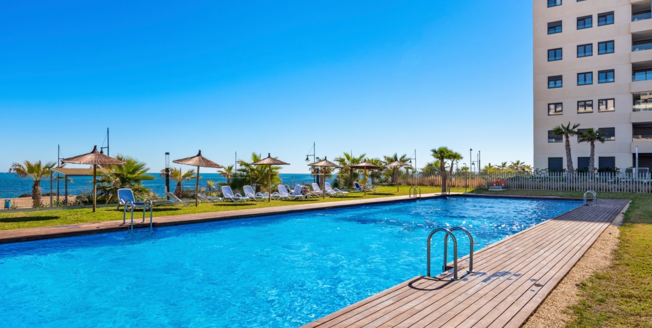 Resale - Apartment / flat -
Orihuela Costa - Punta Prima