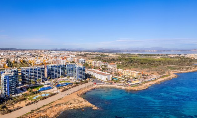 Resale - Apartment / flat -
Orihuela Costa - Punta Prima