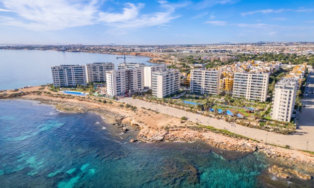 Resale - Apartment / flat -
Orihuela Costa - Punta Prima