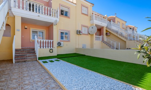 Reventa - Apartamento / piso -
San Miguel de Salinas - Orihuela Costa