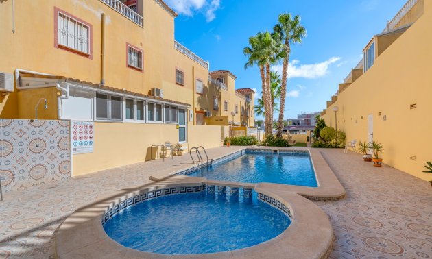 Reventa - Apartamento / piso -
San Miguel de Salinas - Orihuela Costa
